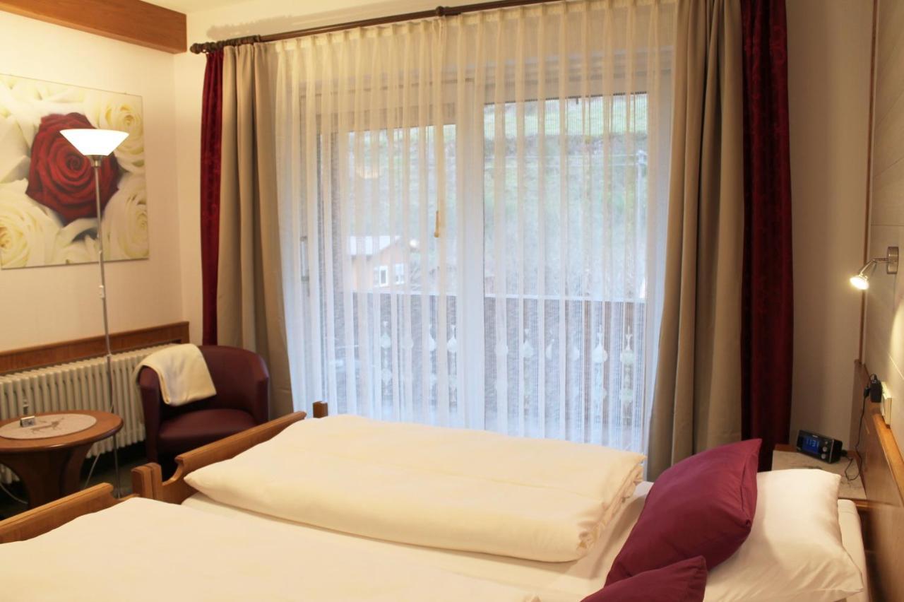 Landhotel Untere Kapfenhardter Muehle Unterreichenbach Kültér fotó