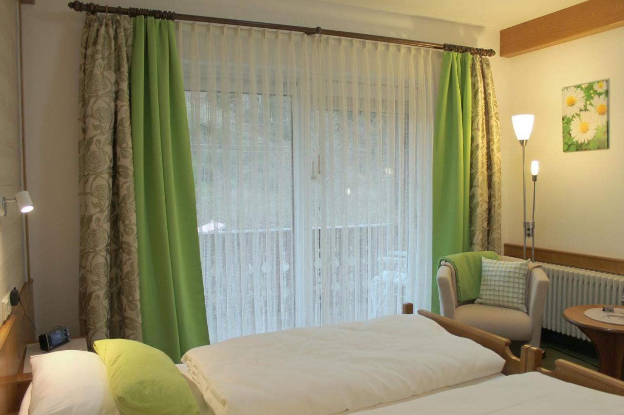 Landhotel Untere Kapfenhardter Muehle Unterreichenbach Kültér fotó