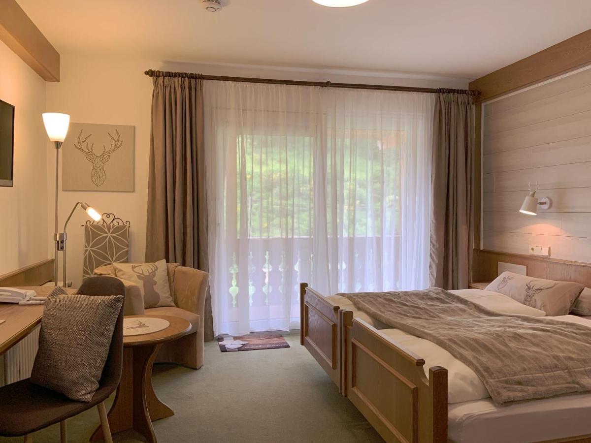Landhotel Untere Kapfenhardter Muehle Unterreichenbach Kültér fotó
