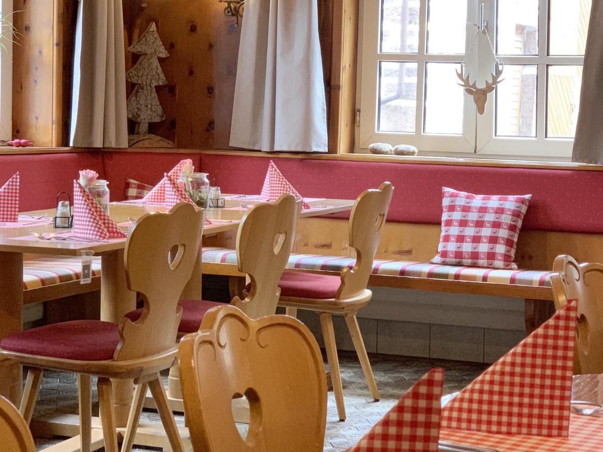 Landhotel Untere Kapfenhardter Muehle Unterreichenbach Kültér fotó