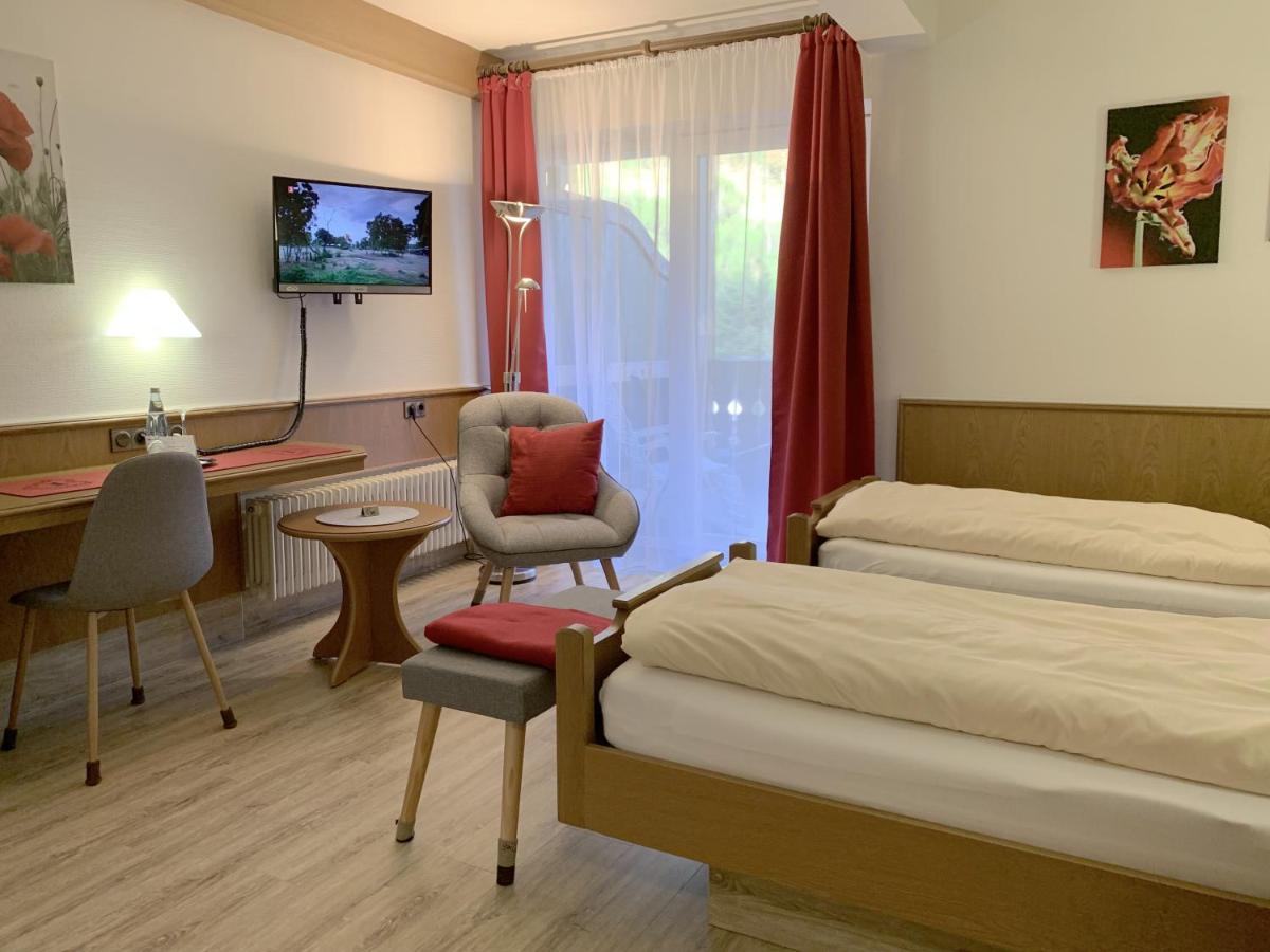 Landhotel Untere Kapfenhardter Muehle Unterreichenbach Kültér fotó