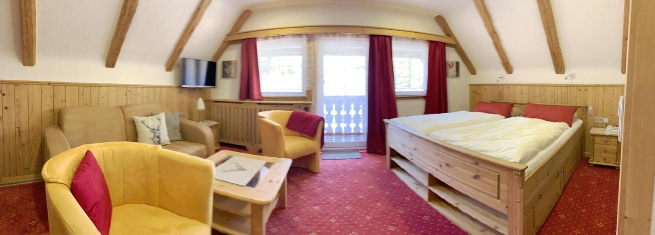 Landhotel Untere Kapfenhardter Muehle Unterreichenbach Kültér fotó