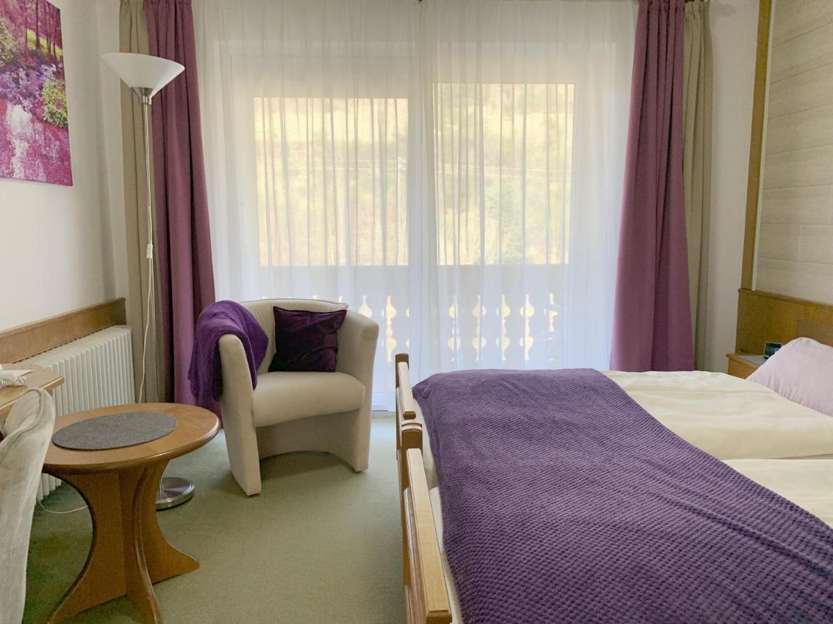 Landhotel Untere Kapfenhardter Muehle Unterreichenbach Kültér fotó