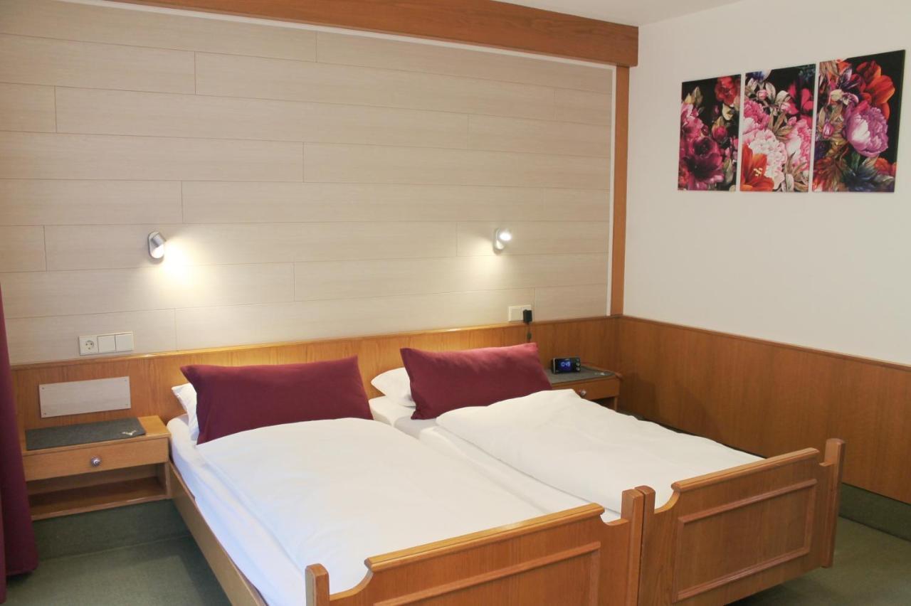 Landhotel Untere Kapfenhardter Muehle Unterreichenbach Kültér fotó