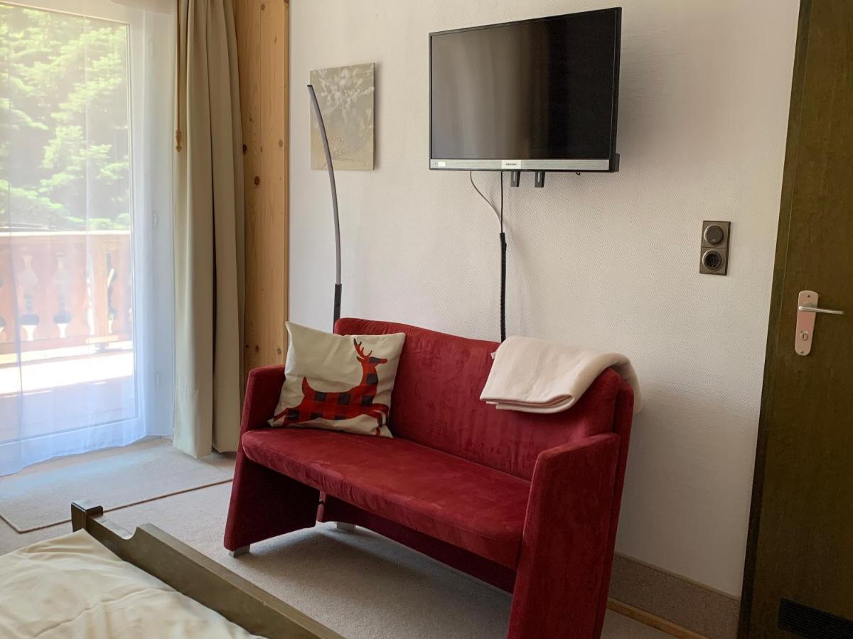 Landhotel Untere Kapfenhardter Muehle Unterreichenbach Kültér fotó