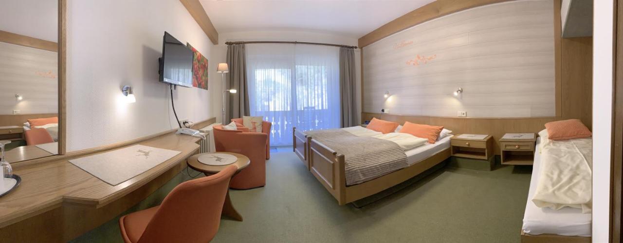 Landhotel Untere Kapfenhardter Muehle Unterreichenbach Kültér fotó