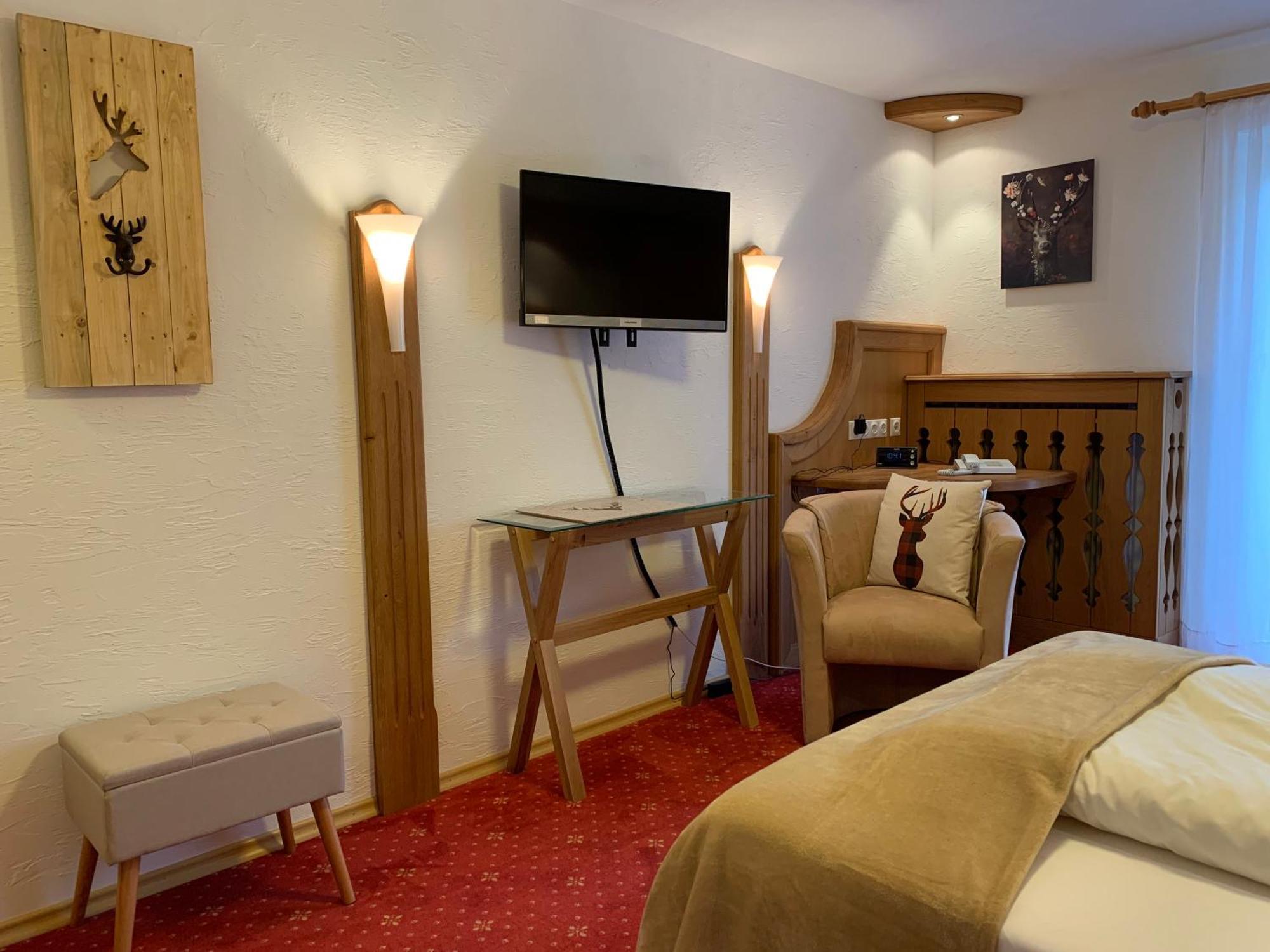Landhotel Untere Kapfenhardter Muehle Unterreichenbach Kültér fotó