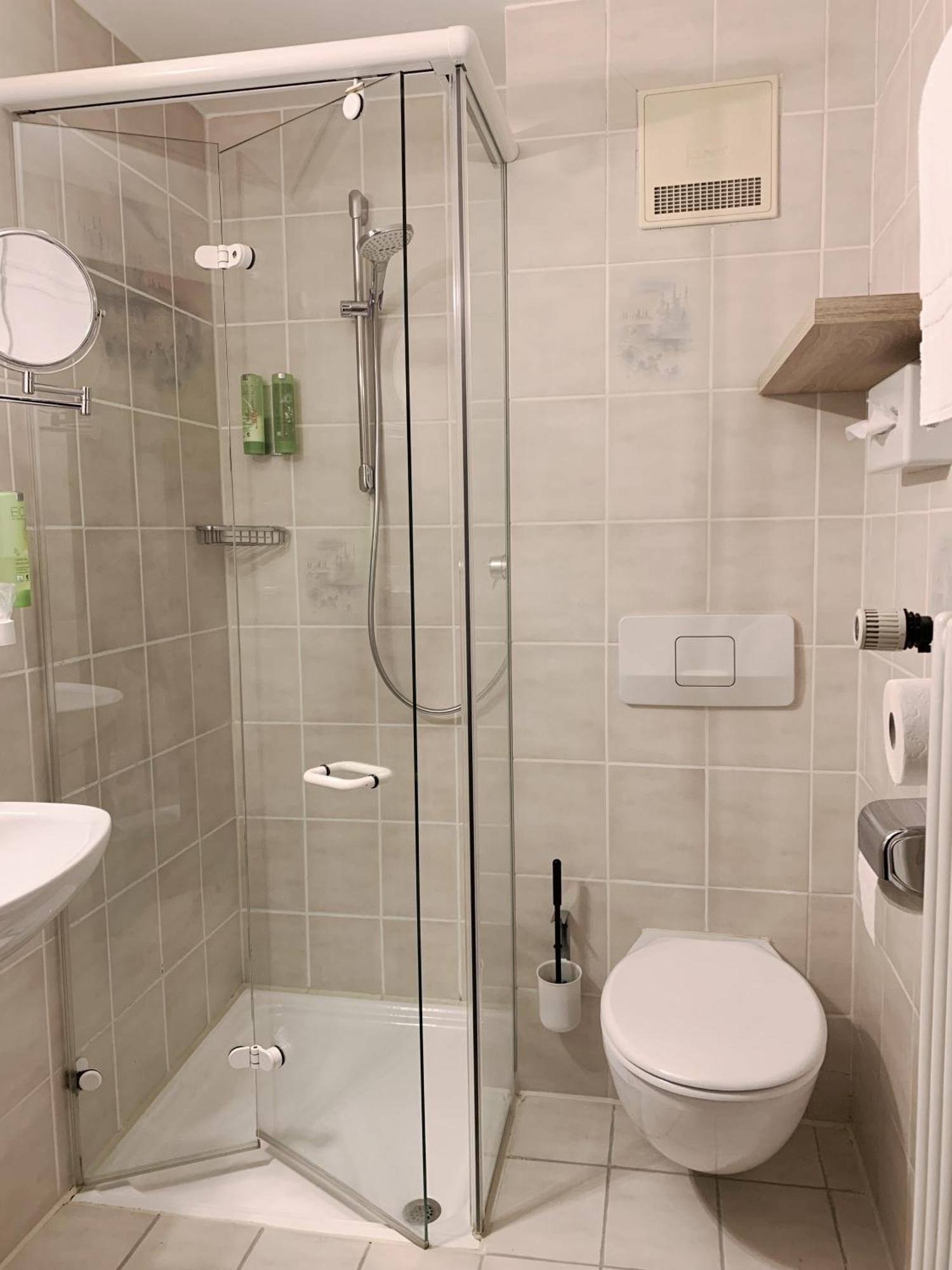 Landhotel Untere Kapfenhardter Muehle Unterreichenbach Kültér fotó